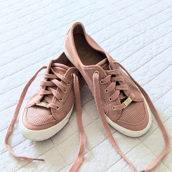 G by Guess Shoes - By Guess Sneaker